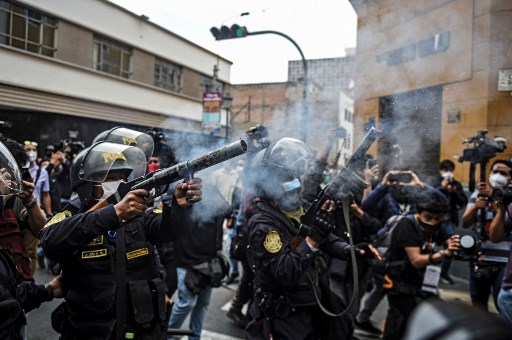 Perú: a un año de la represión policial contra periodistas: La justicia sigue pendiente