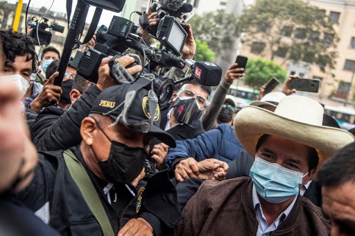 Perú: el presidente amenazó con iniciar acciones legales contra periodistas