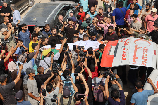 Palestina: Israel mata a cinco trabajadores de prensa de Al Jazeera en un ataque selectivo en Gaza